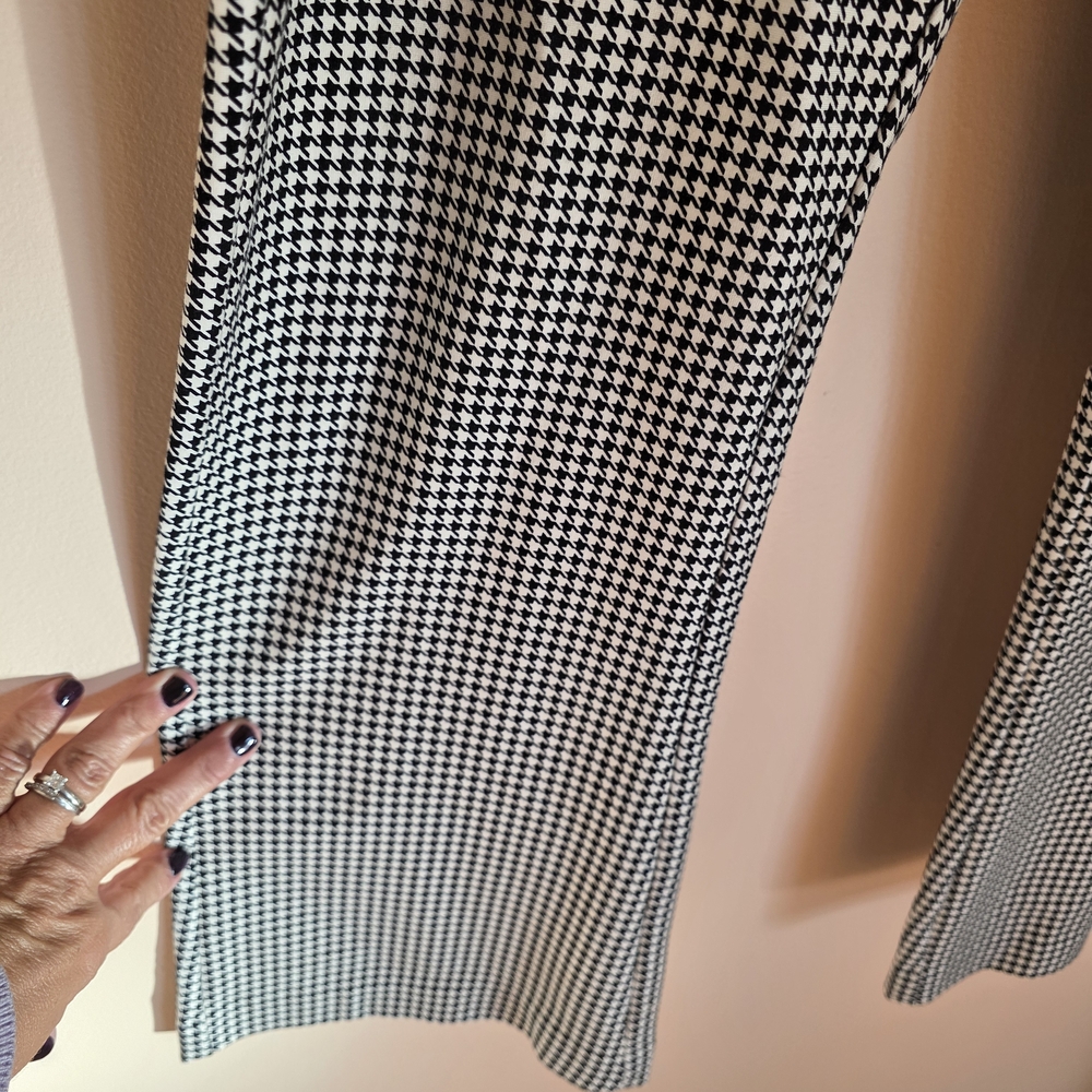 Torrid Black and White Houndstooth Women's Trousers - Picture 8 of 8